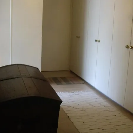 Huoneisto 21 Minutes From Helsinki - Smaller *